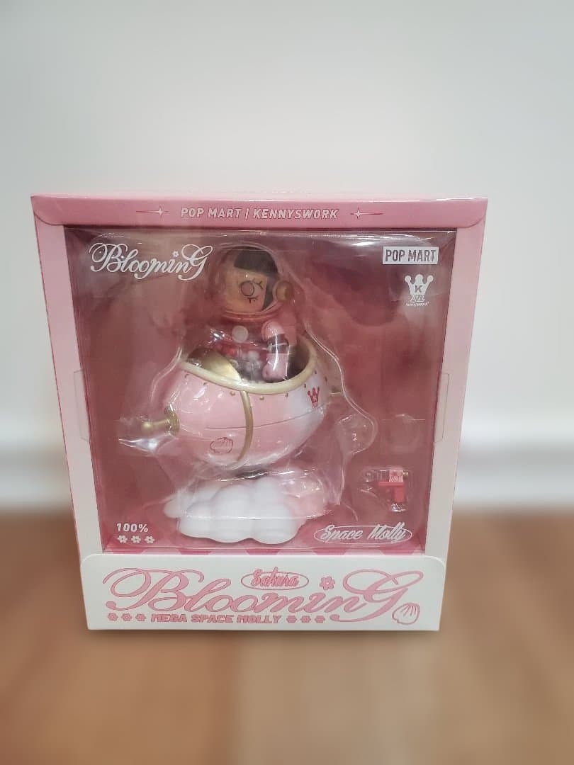 正規品⭐︎POP MART MEGA SPACE MOLLY Blooming