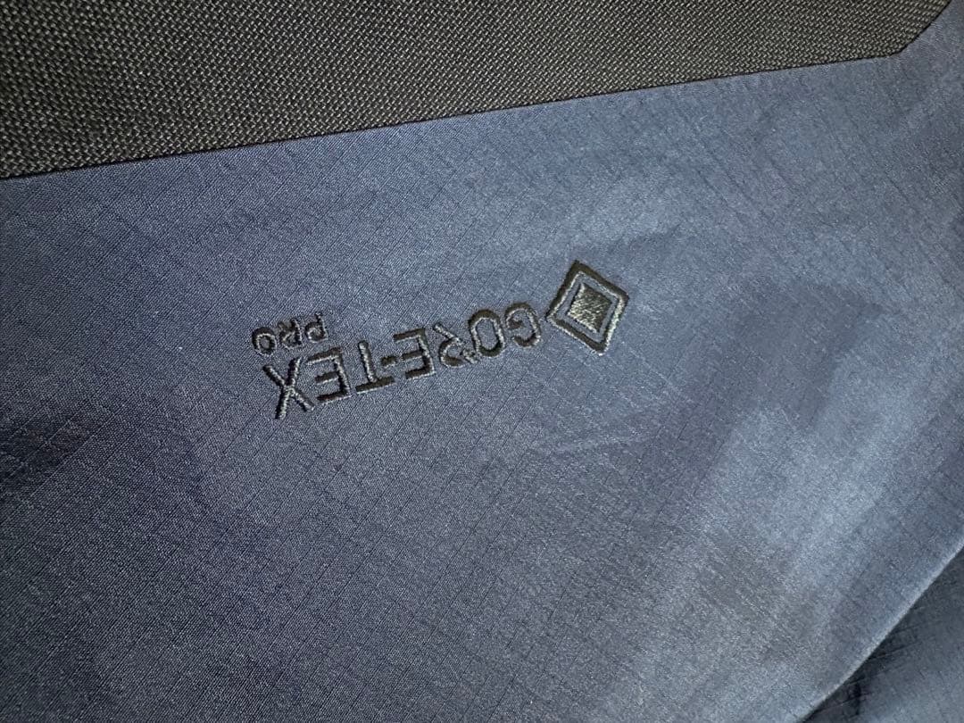 スキー PEAKPERFORMANCE Vertical Pro Bib Pants