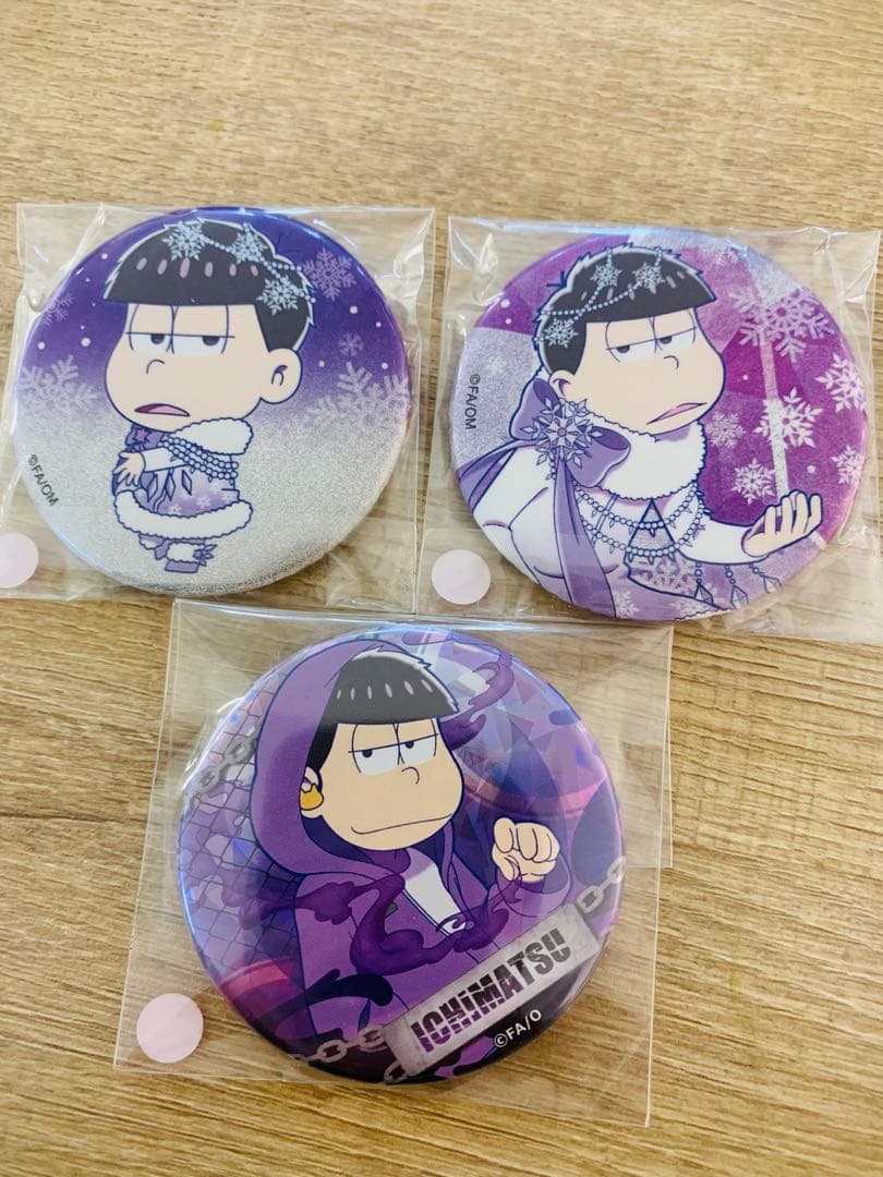 おそ松さん　一松 ジャック・フロスト 缶バッジ　ホログラム　グリッター　キラキラ