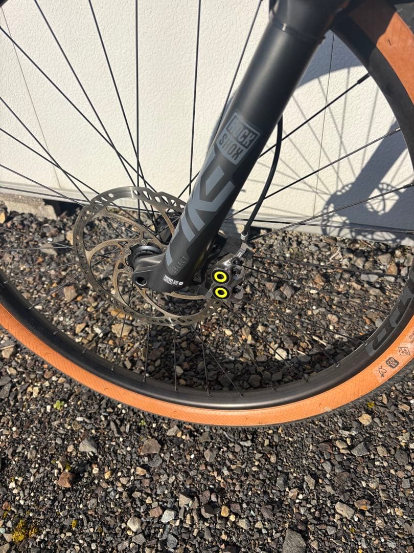 引取限定 ロッキーマウンテン MTB RockShox Pike L size