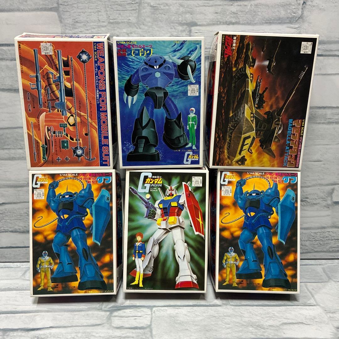 1/144バンダイ ガンダム プラモデル 旧キット バンザイマーク カード