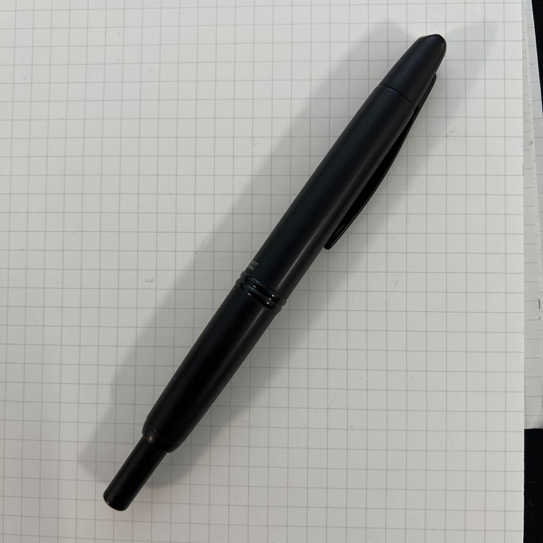Pilot キャップレスブラック