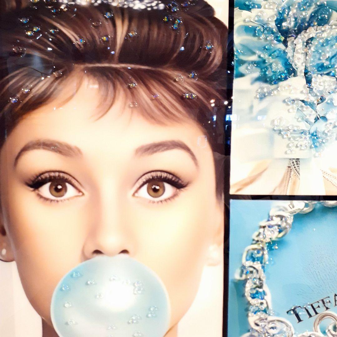 輸入雑貨　天然水晶石　クリスタルアート　ブランドロゴ　『TIFFANY』　宝石