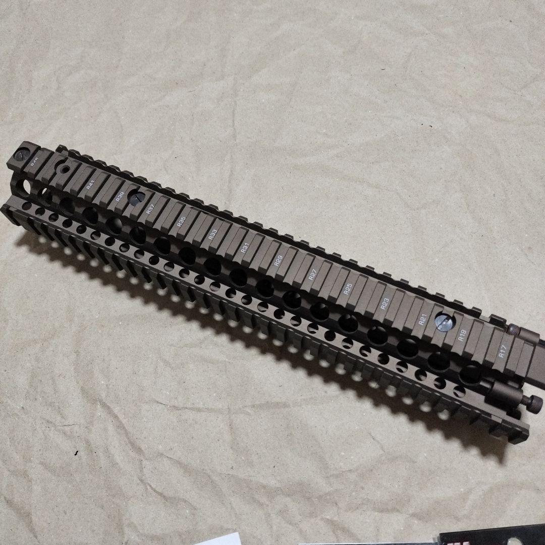 MADBULL製 DANIEL DEFENSE M4A1 RIS Ⅱ