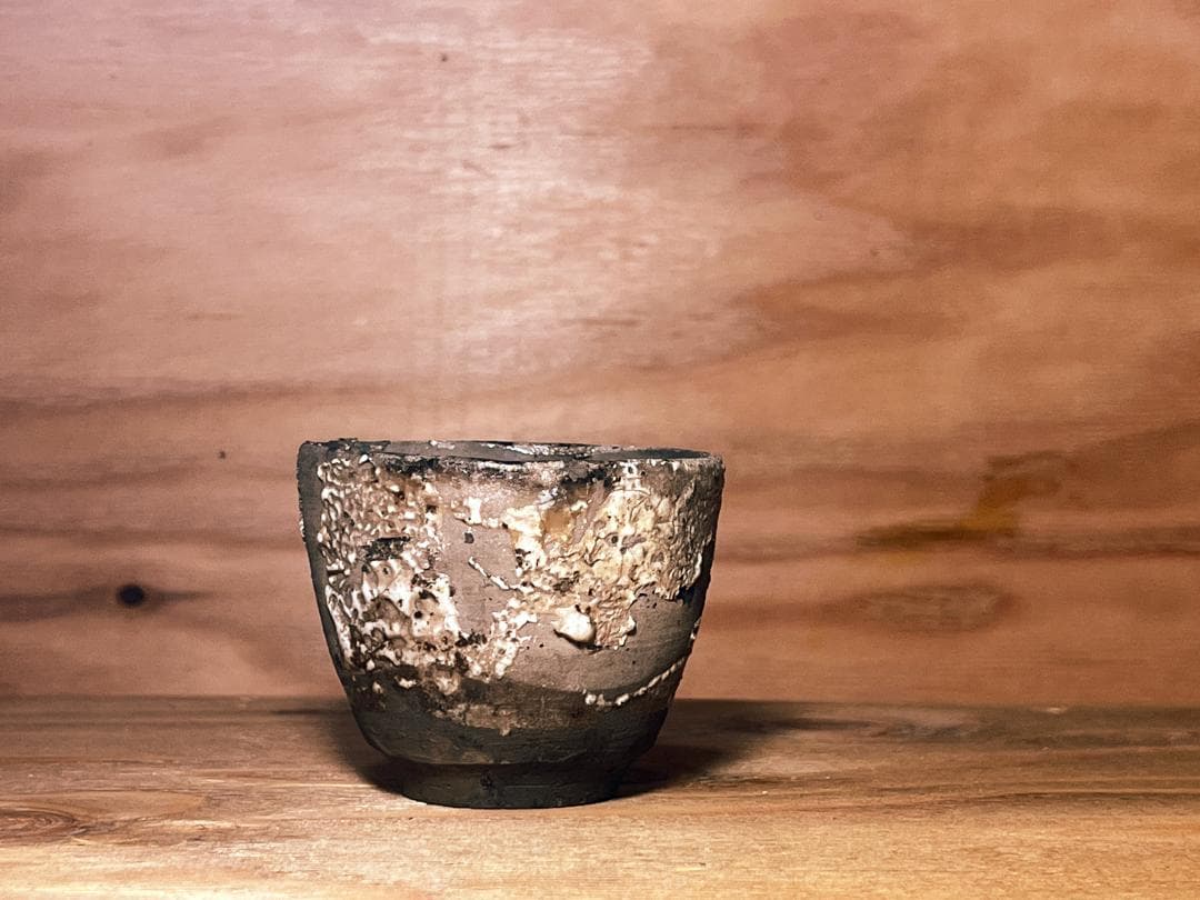 黒と銀の陶器（飾る用）