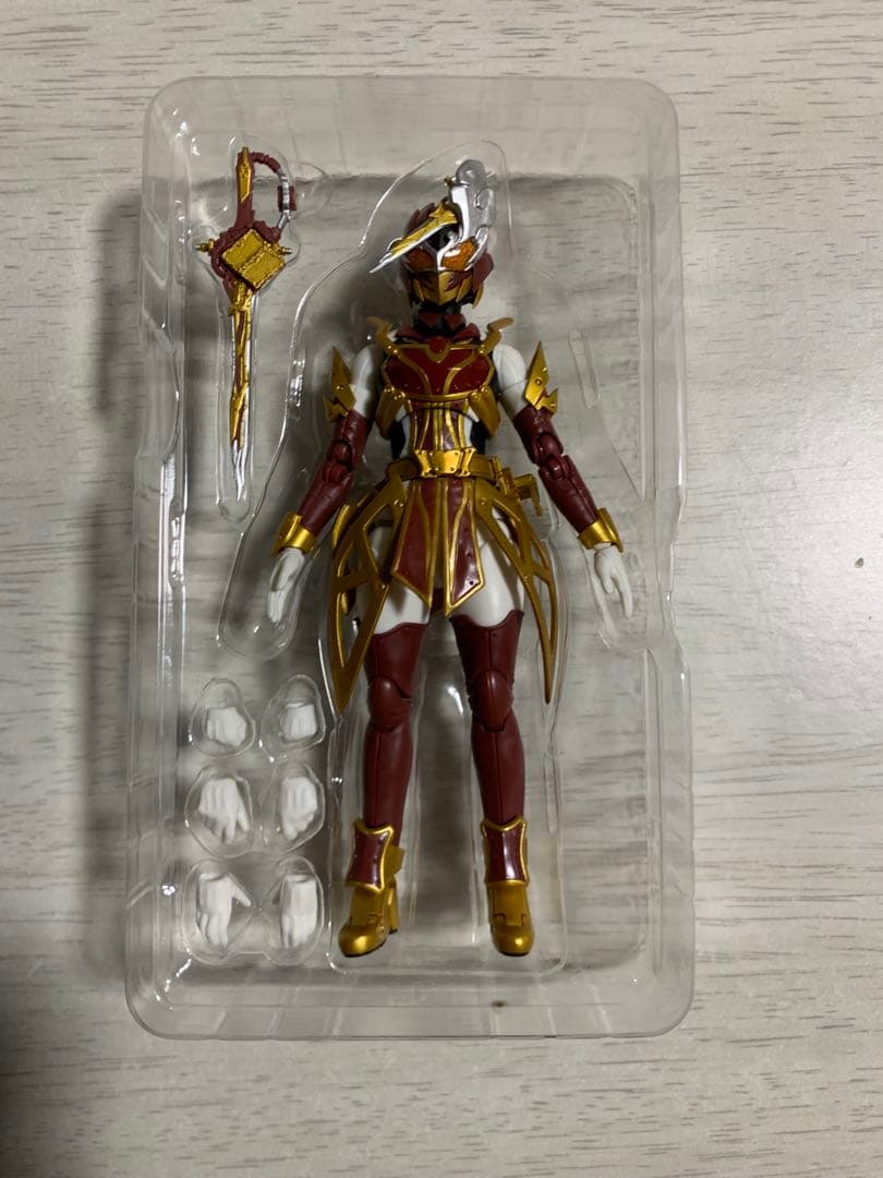 S.H.Figuarts 仮面ライダーデュランダル&サーベラ