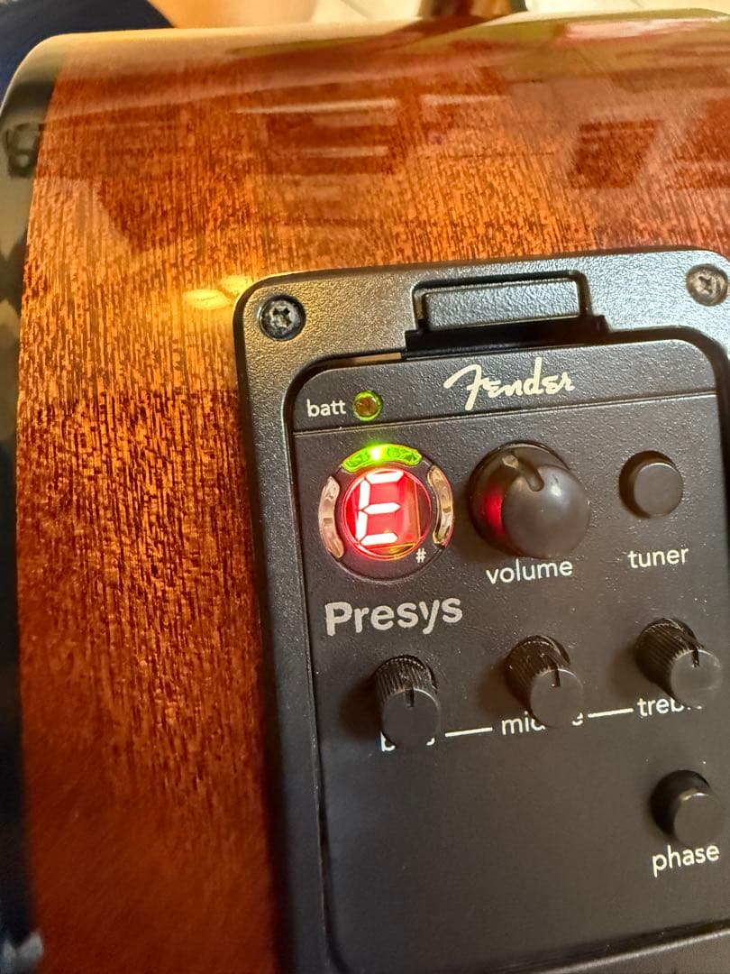 いんなーさん専用　Fender エレクトリックアコースティックギター