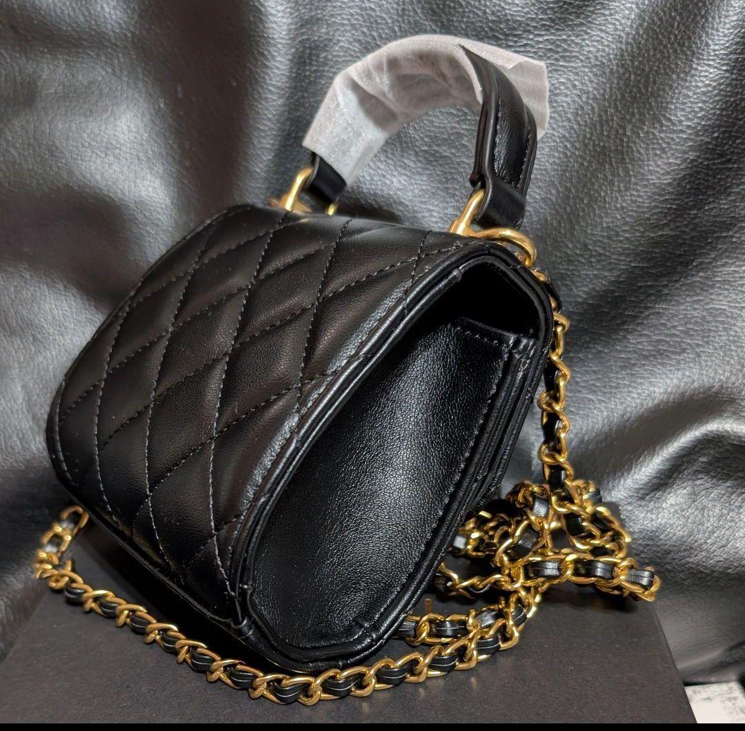 CHANELブラックキルティングチェーンショルダーミニバッグ ❦ミニマトラッセ