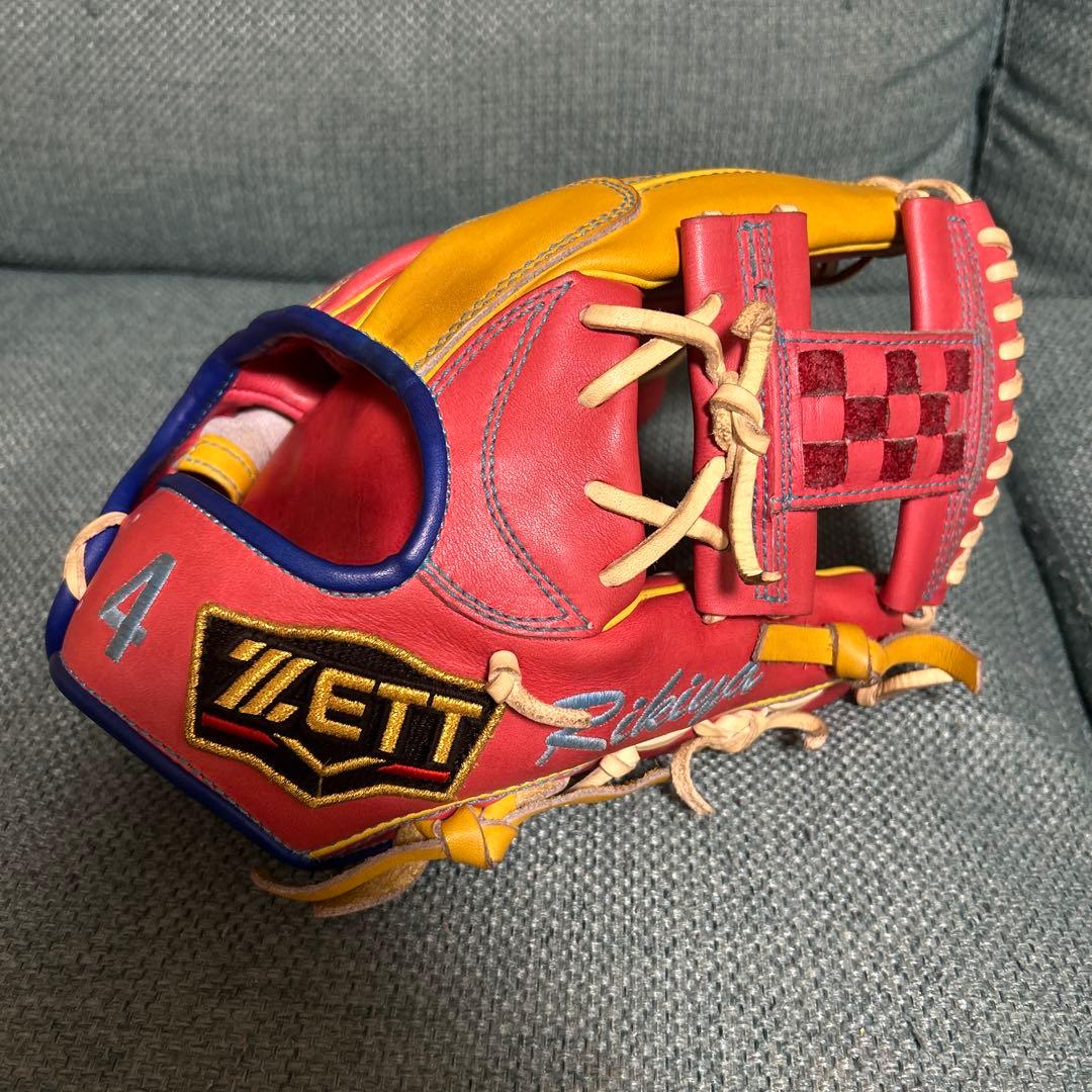 ZETT 軟式グローブ源田モデル　内野手用　オーダー　鈴木印入り　袋付き