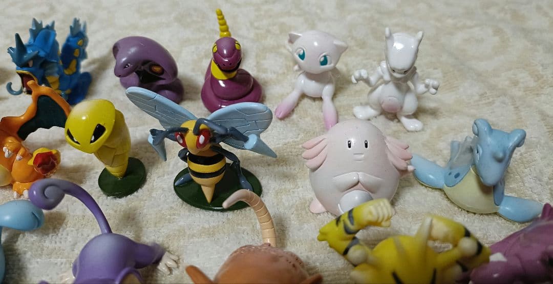 ポケモン　モンコレ　初期　６２体+付属品７