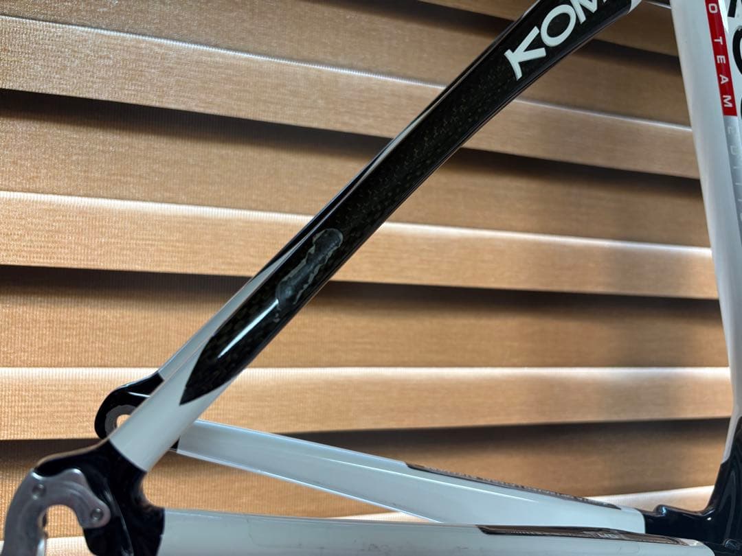 KUOTA KOM カーボンフレーム