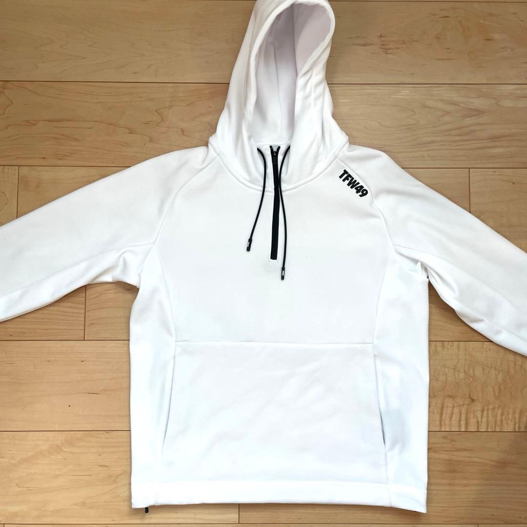 TFW49 COMBINATION HOODIEパーカー