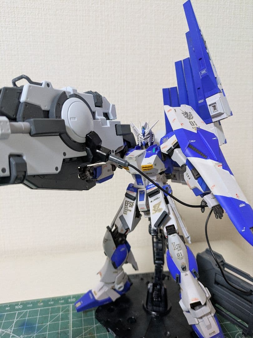 HG vガンダム　hi-vカラー塗装完成品+ハイメガランチャー