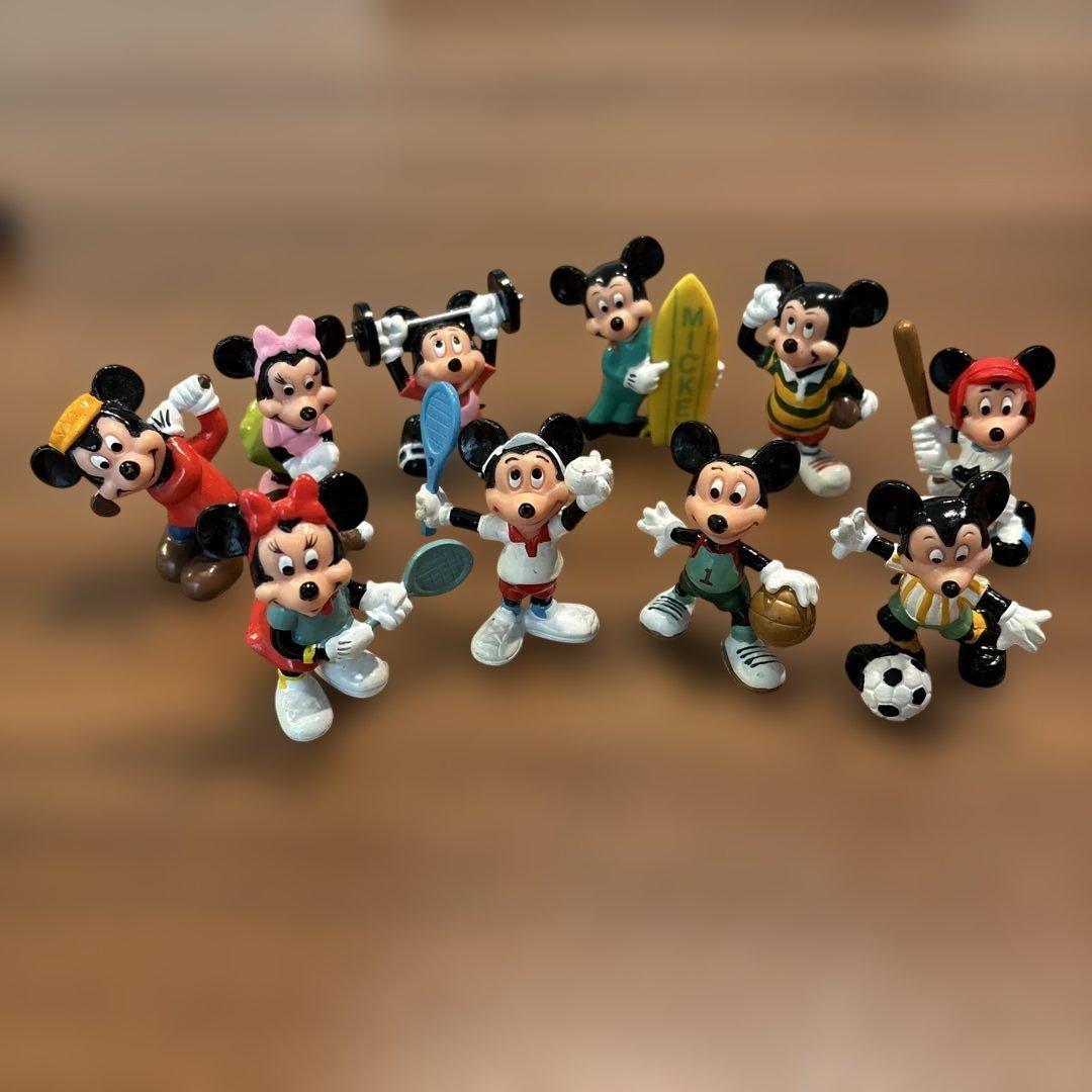 ディズニー　ランド　レトロ　ミッキーマウス スポーツ　フィギュア 10体セット