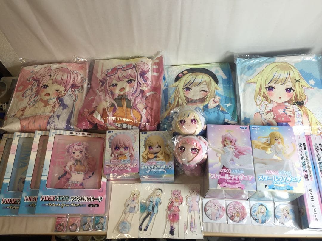 HIMEHINA GiGO コラボ 全24種+4 アクリル 缶バッジ フィギュア