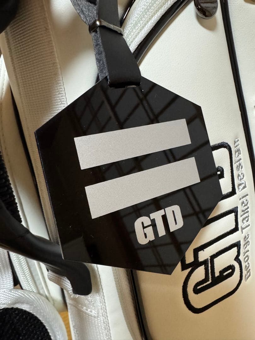【新品・未使用】GTD ゴルフバッグ・キャディバッグ ホワイト
