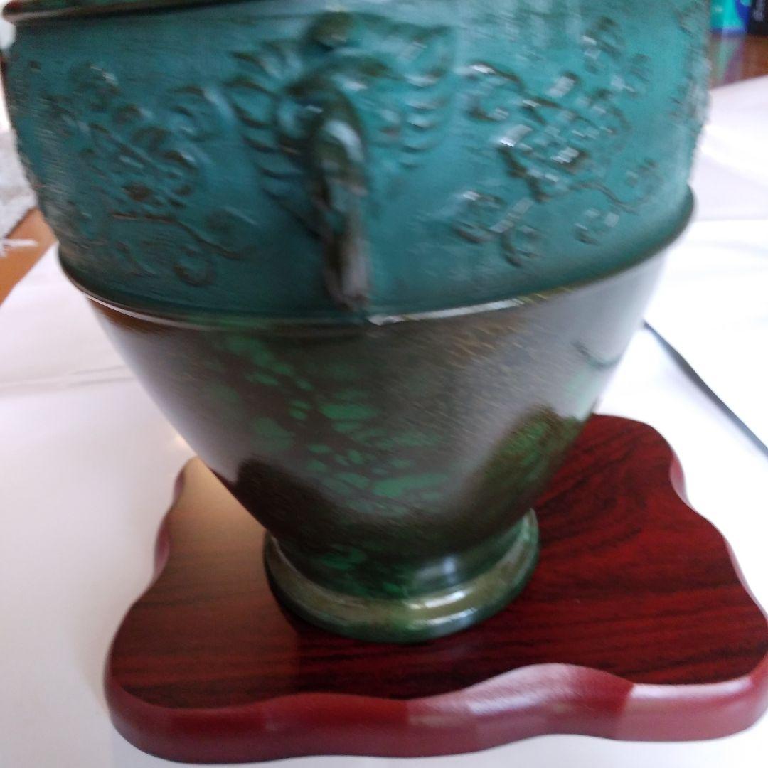 高岡漆器の銅製花瓶
