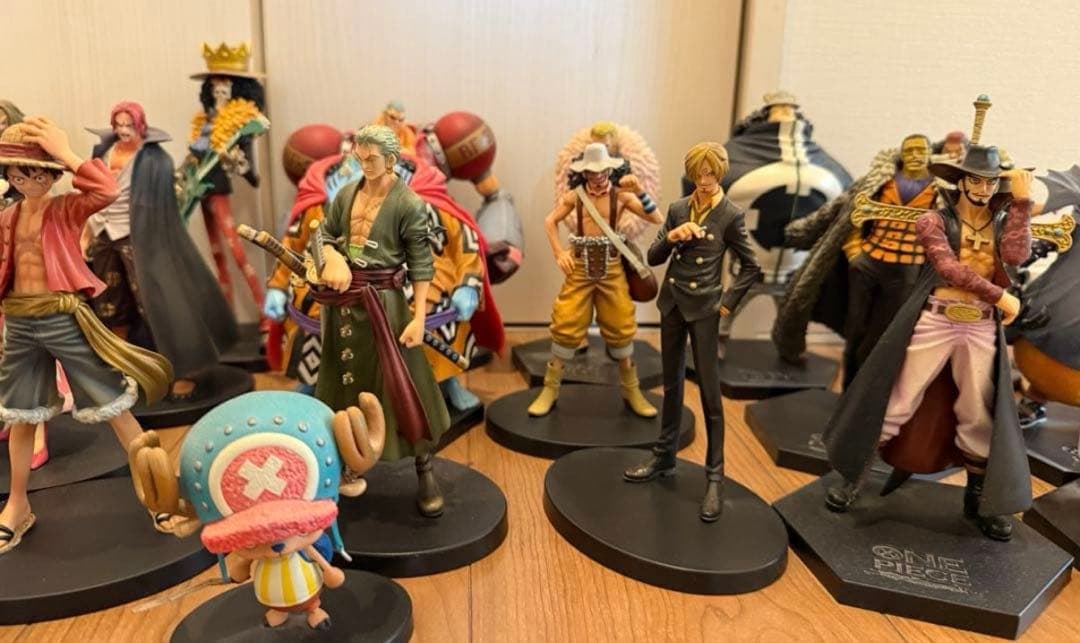 超レア　ワンピース 麦わら一味　王下七武海海軍大将フィギュアセット　コンプリート