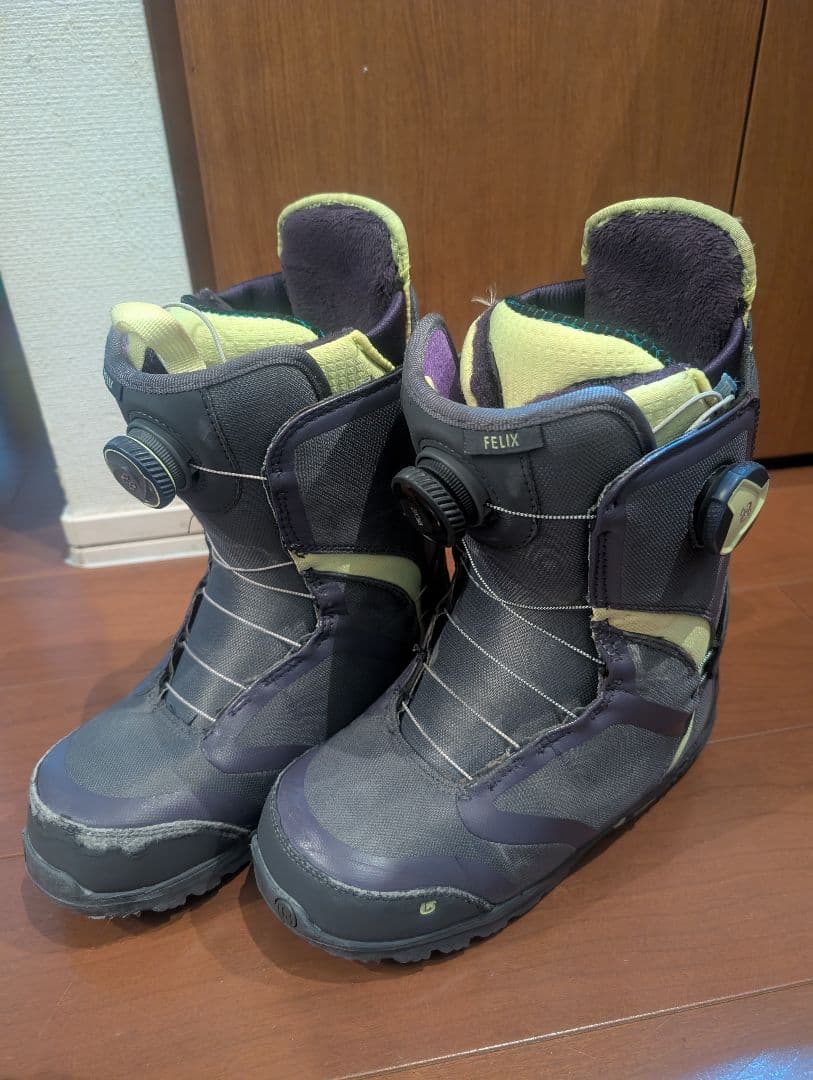 あ*い様 BURTON felix boa スノーボードブーツ 25cm レディ