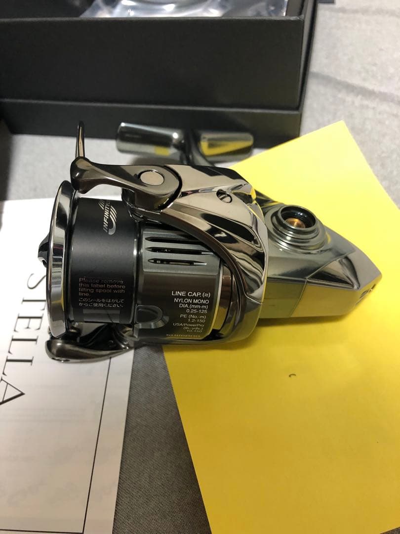 2022 ステラ C3000MHG スピニングリール