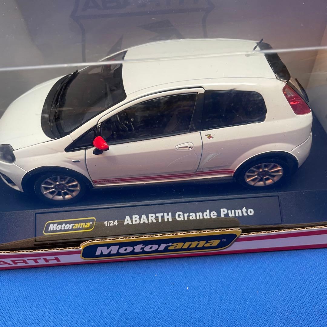 値下げ！1/24 ミニカー　アバルト純正GRANDE PUNTO