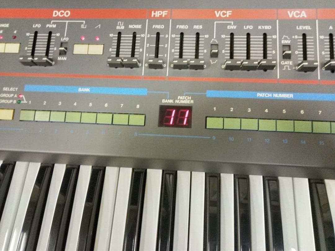Roland JUNO-106 　シンセサイザー