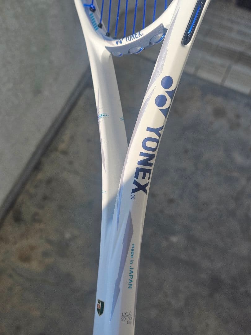 YONEX ホワイト ラケット　ボルトレイジ5s