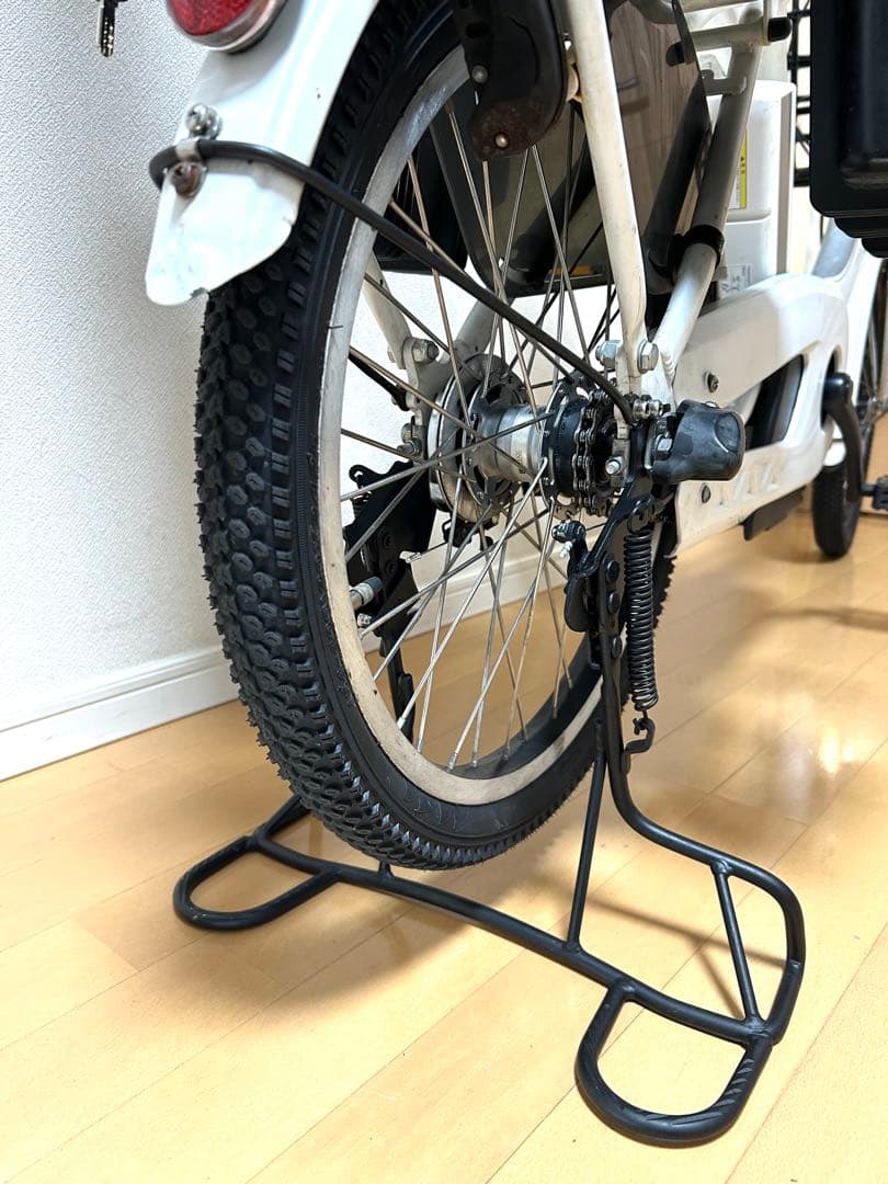 電動自転車　横浜　ヤマハ　パスバビーUN 12.3Ah 前後タイヤ新品