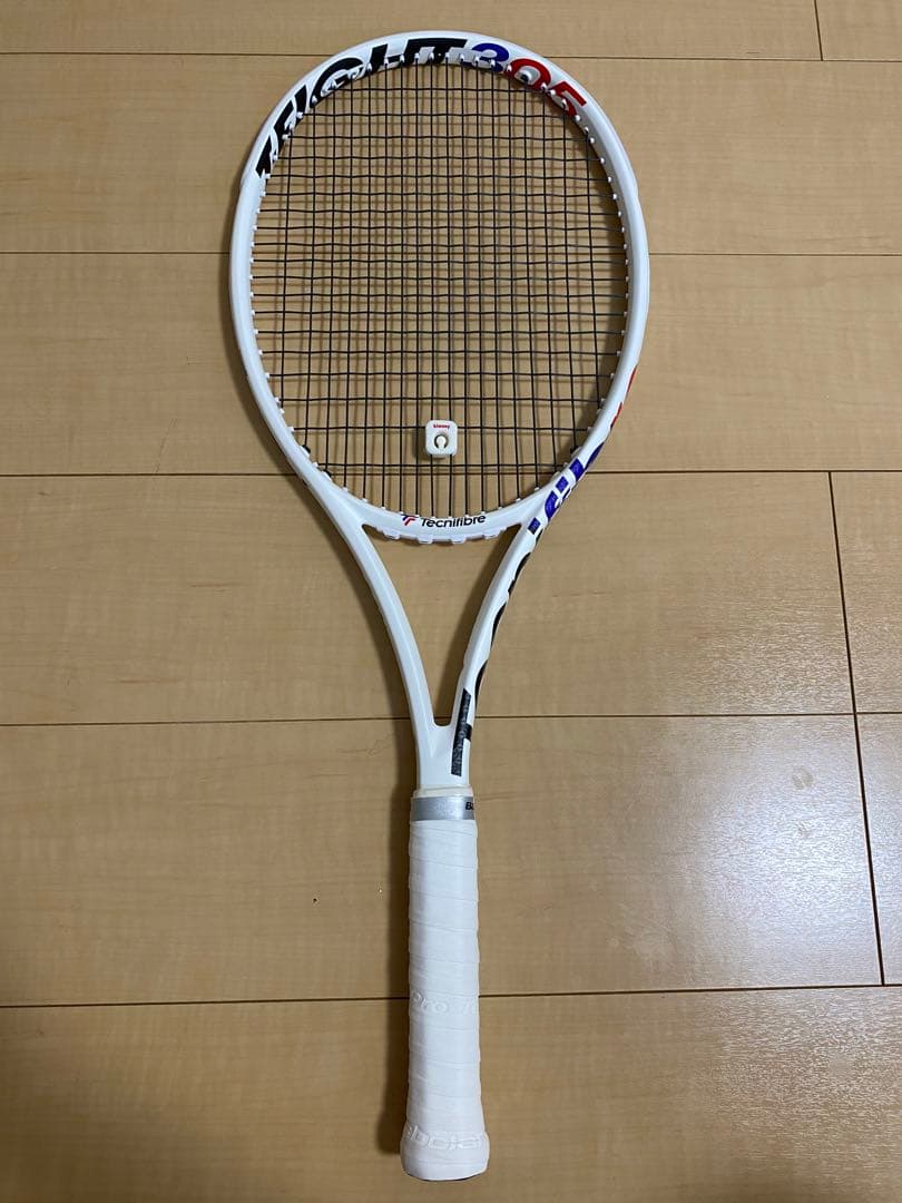テクニファイバー　T-FIGHT 305 ISOFLEX (305g)