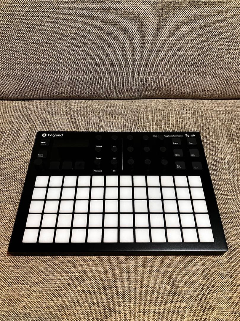 期間限定値下　Polyend Synth シンセサイザー