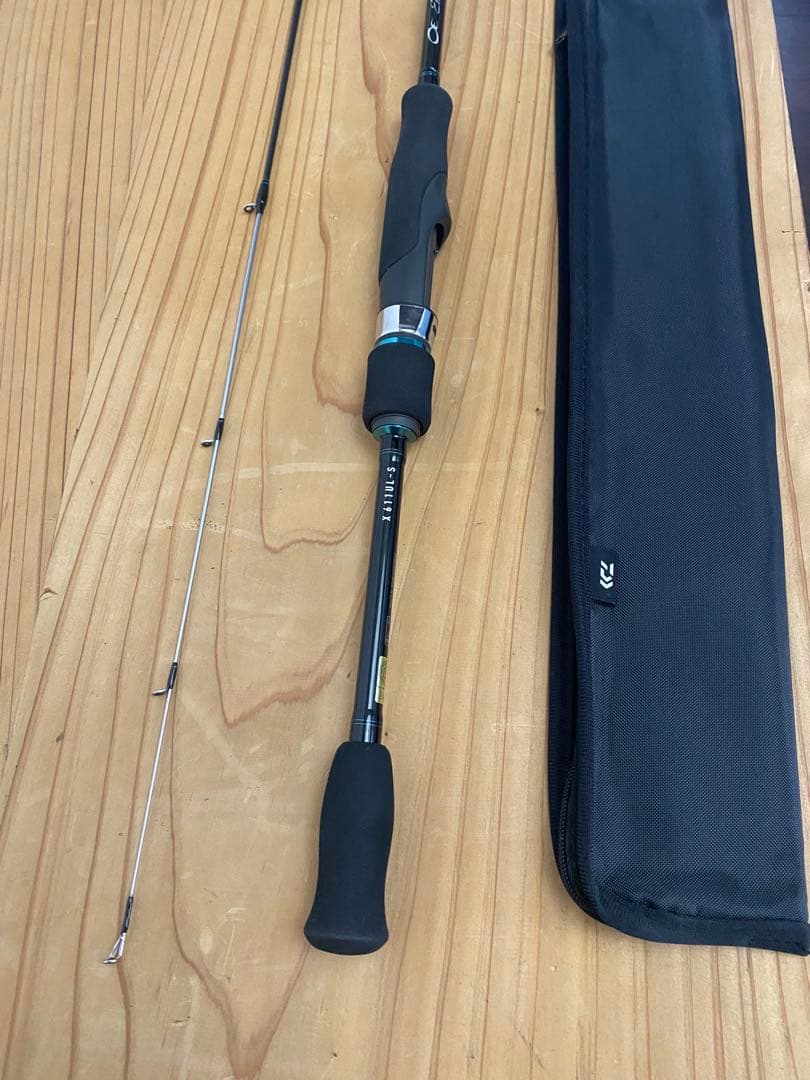 Daiwa Emeraldas エギングロッド ケース付き