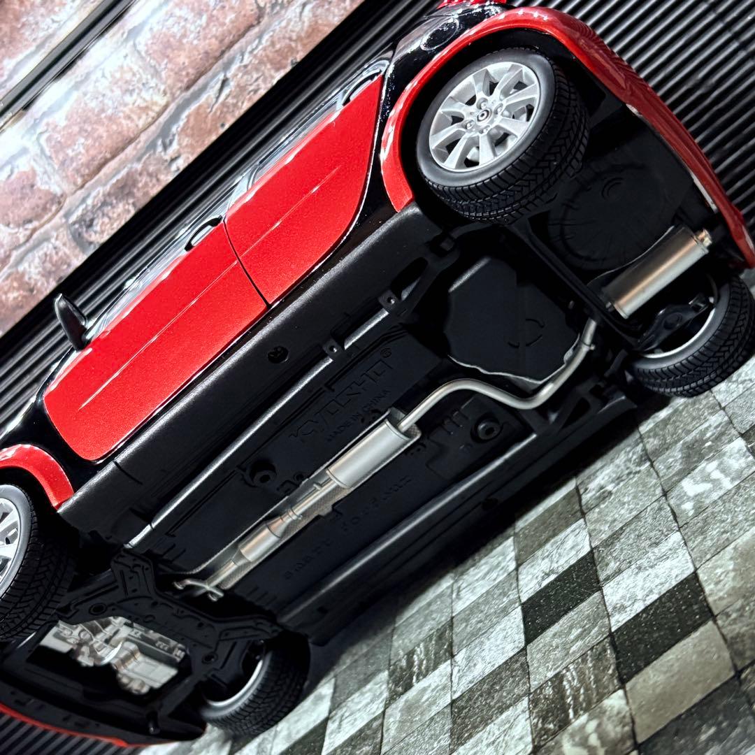 ディーラー特注 1/18 京商 smart forfour (W454)