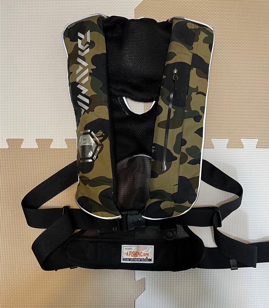 DAIWA × A BATHING APE フィッシング エイプライフジャケット