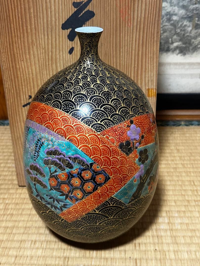 有田焼　手描き鶴模様陶器花瓶　弥左士門