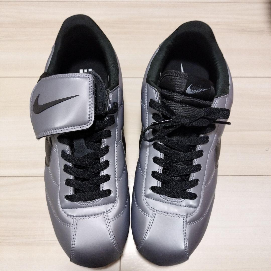 Nike シルバーシューズ 27.0cm