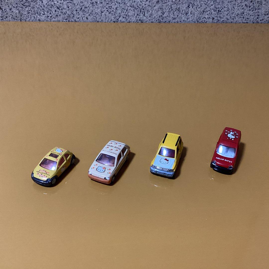 1975 ハローキティミニカーセット