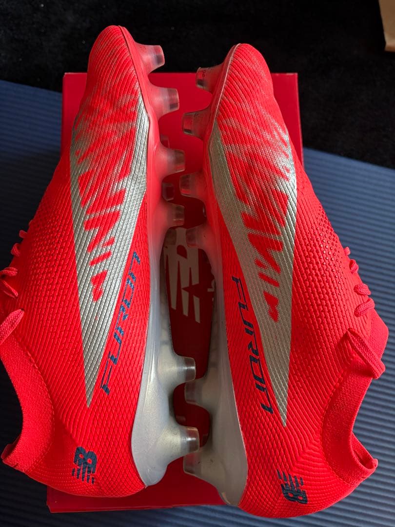 シューズ new balance FURON PRO HG V8