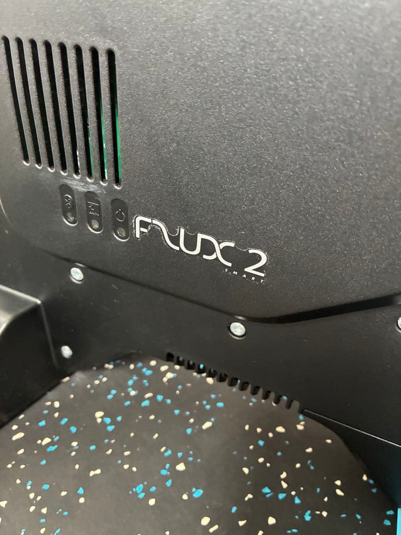 Tacx FLUX 2 Smart（スプロケット付き）箱あり