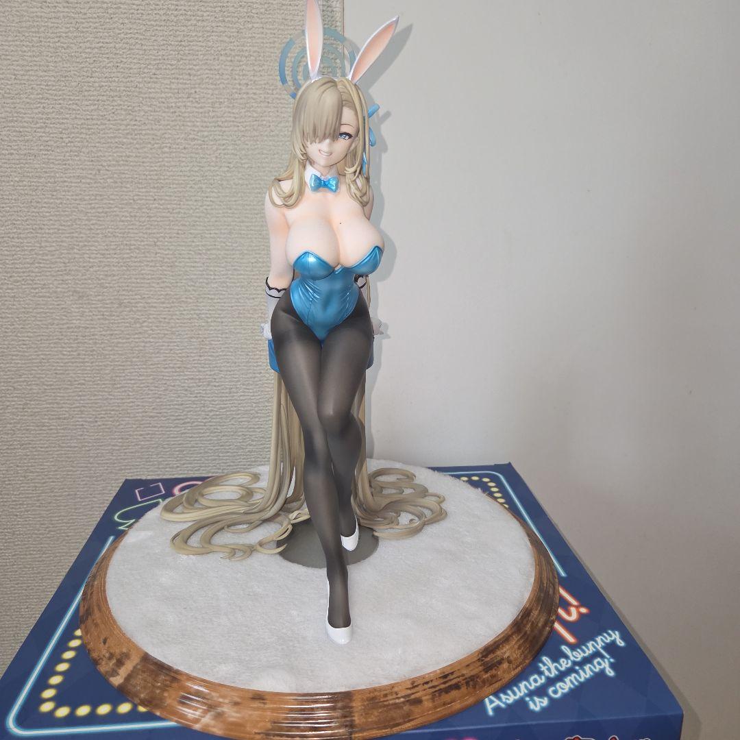 ブルーアーカイブ　1/7アスナ　バニーフィギュア