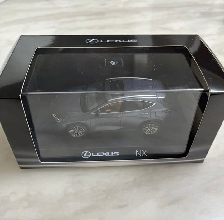 値下げ中【未使用・未開封】京商　レクサス　新型　NX 1/43 LEXUS