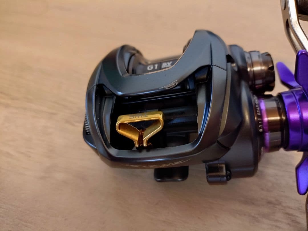 スティーズ　steez 1012SV XH
