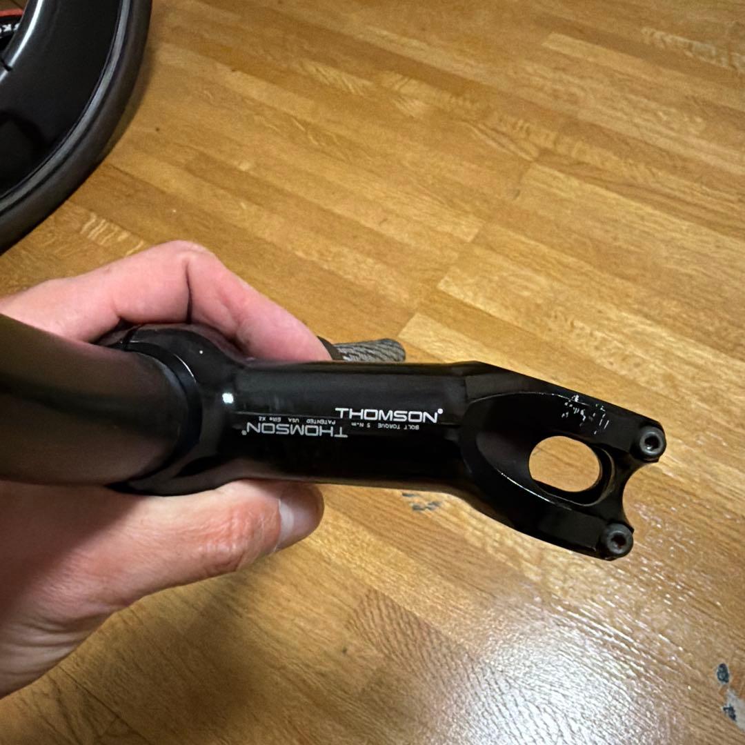 トムソン　カーボンライザー　及びステム