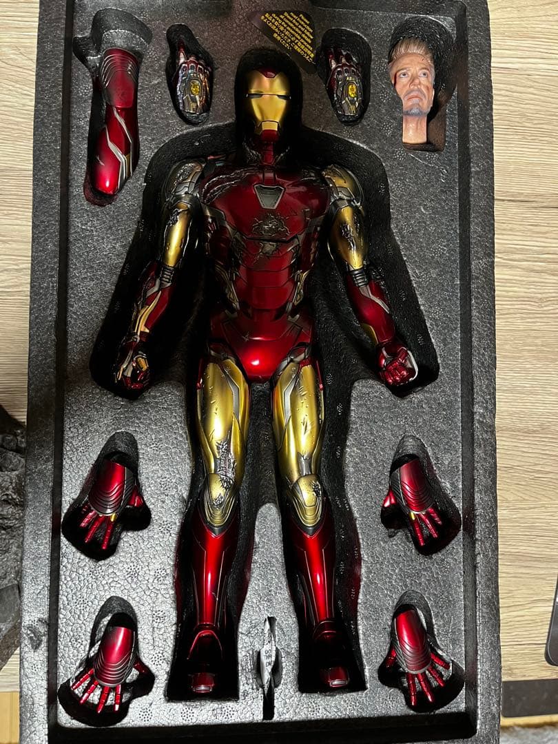 ホットトイズ アイアンマン MARK LXXXV バトルダメージ版