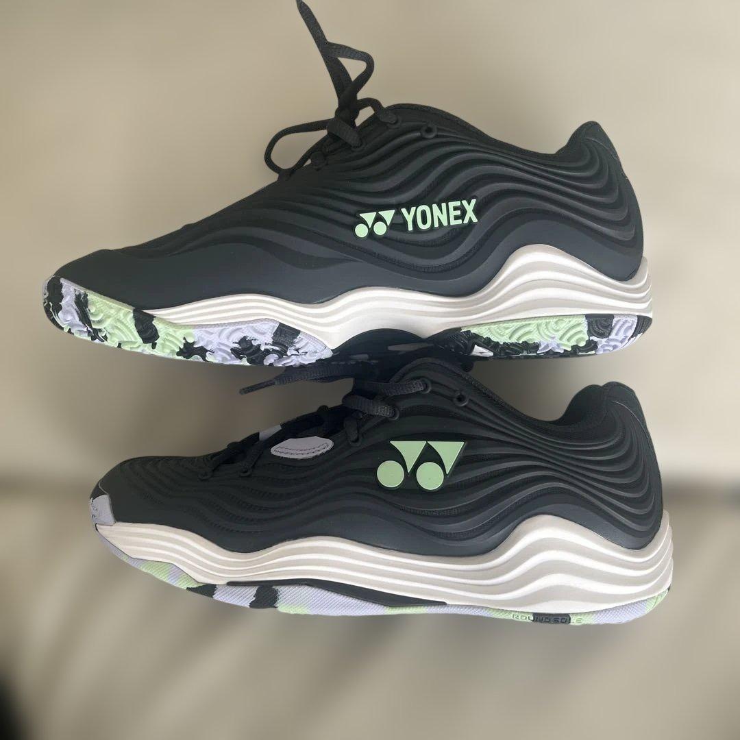 ヨネックス YONEX テニスシューズ　パワークッションメンズ26cm 新品