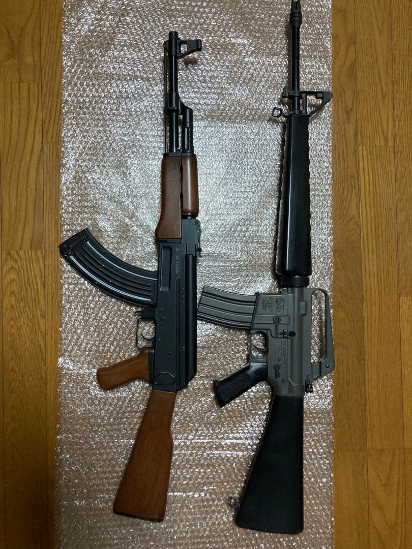 電動ガン(ＡＫ&Ｍ16) 2点セット