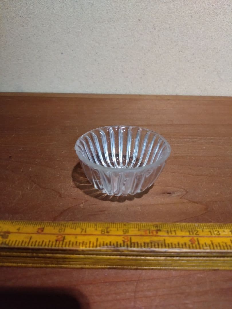 江戸ガラス 型吹き 菊形盃 猪口