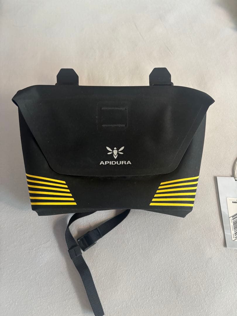 APIDURA レーシング・ハンドルバーバッグ（2L）