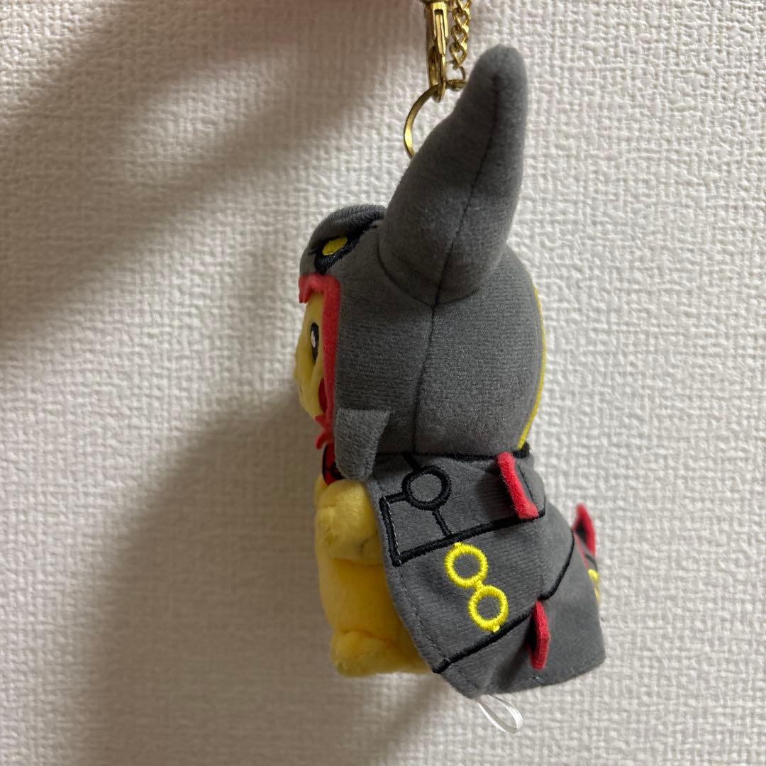 色違いレックウザのポンチョをきたピカチュウ ぬいぐるみ