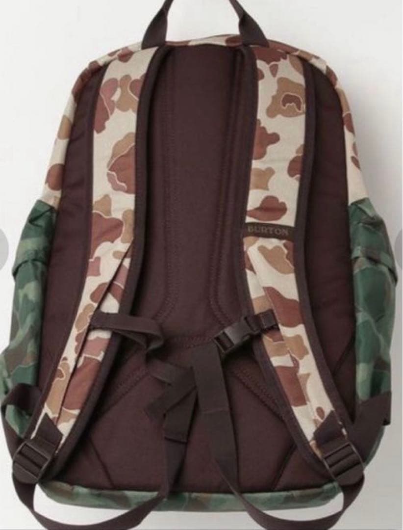 【新品】BURTON カモフラージュバックパック 中型