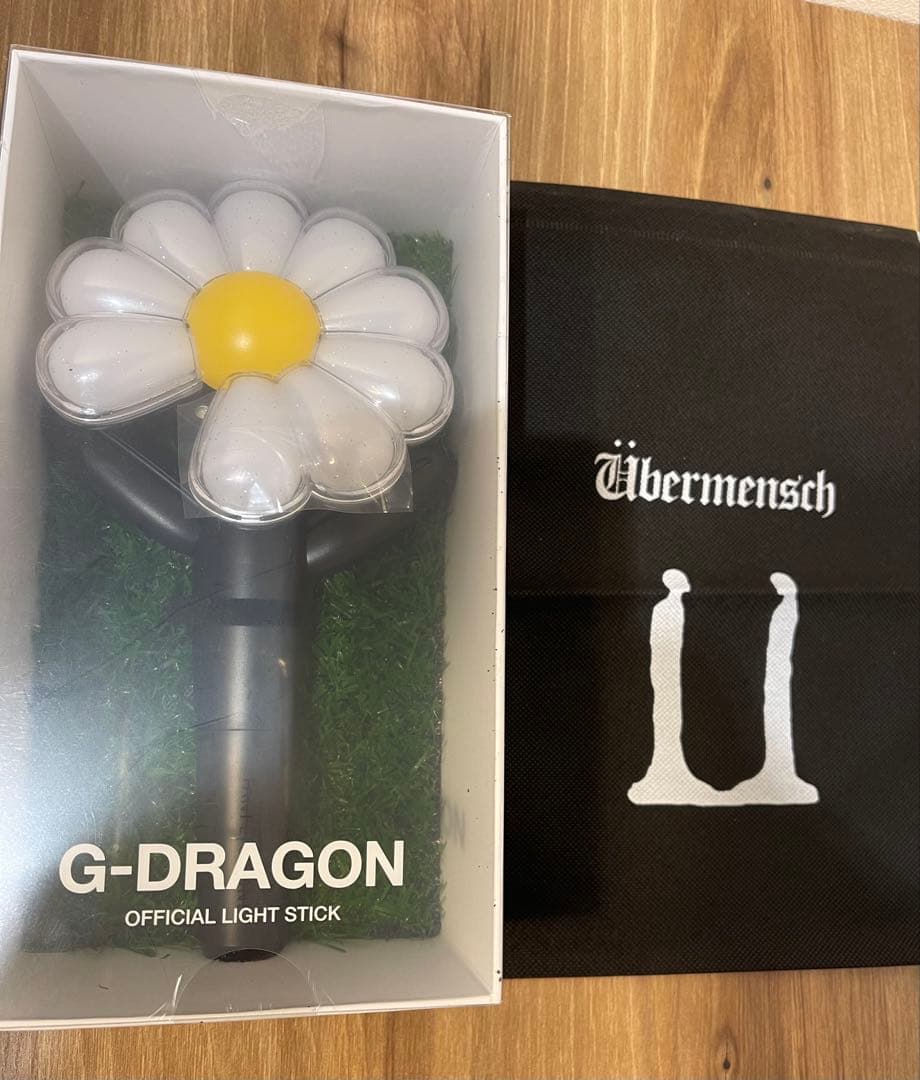 新品未使用】BIGBANG G-DRAGON 花型ペンライト